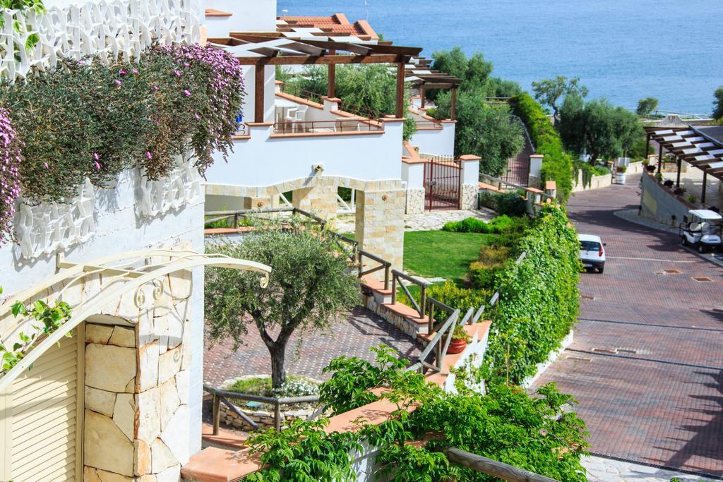 Holiday Lodge Al Porto Маттіната Екстер'єр фото