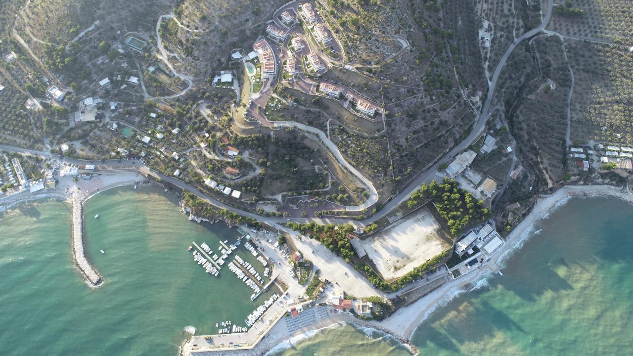 Holiday Lodge Al Porto Маттіната Екстер'єр фото